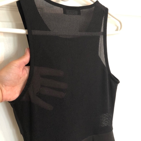 Little black dress 🔥 - Picture 5 of 5